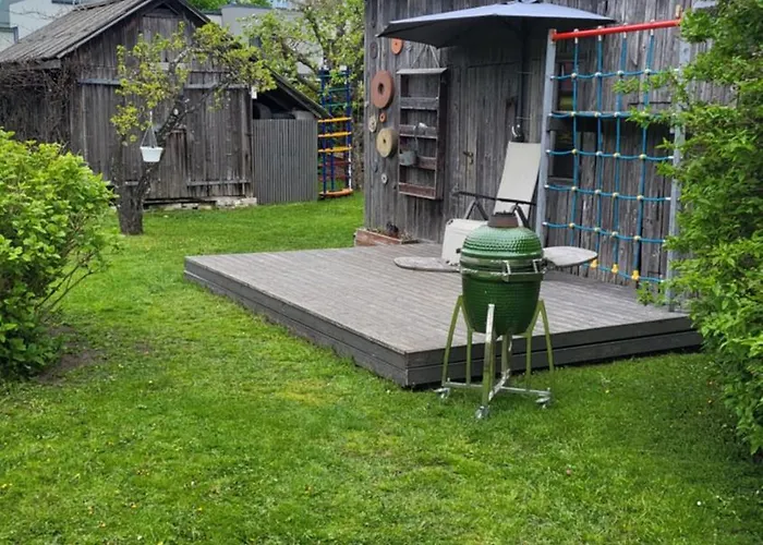 Private House With A Garden In Quiet Area In Kristiine * 塔林